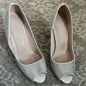 David’s Bridal Gem covered peep toe heels size 8.5
